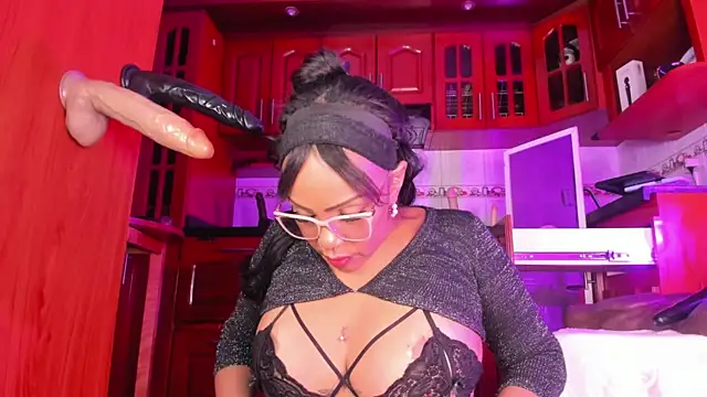 AmberNix online show from 03-08-25, 04:50