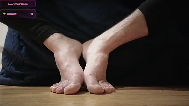 Snapshot of pantslesstraveler_plt chatting on 12-23-24, 04:22 pantslesstraveler plt online show from 12-23-24, 04:22