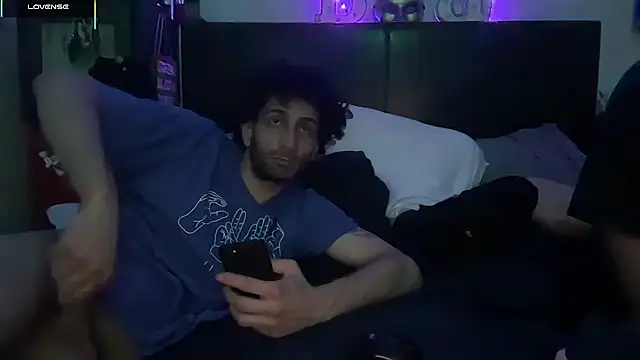 Snapshot of pantslesstraveler_plt chatting on 11-17-25, 12:49 pantslesstraveler plt online show from 11-17-25, 12:49