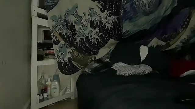 Snapshot of pantslesstraveler_plt chatting on 01-13-26, 11:37 pantslesstraveler plt online show from 01-13-26, 11:37