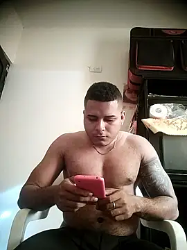 Snapshot of SaucyAffair0 chatting on 01-19-26, 01:15 SaucyAffair0 online show from 01-19-26, 01:15