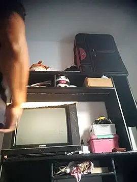 Snapshot of SaucyAffair0 chatting on 02-25-26, 11:31 SaucyAffair0 online show from 02-25-26, 11:31