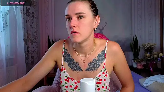 Bella  Swoon online show from 08-01-26, 02:00
