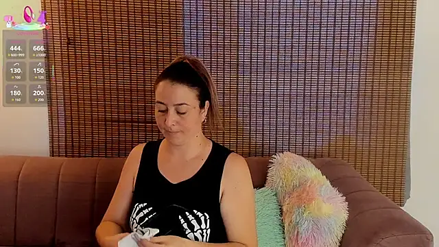 ariana cross online show from 07-24-26, 02:15