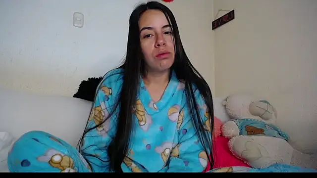Snapshot of Mariam_Gomezxxx chatting on 10-18-25, 08:37 Mariam Gomezxxx online show from 10-18-25, 08:37