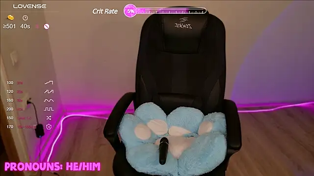 CuteYukiKun online show from 01-01-25, 11:40