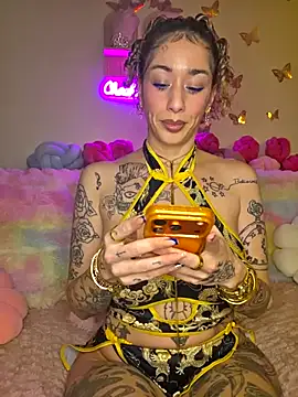 Chachou000 online show from 01-06-26, 07:17