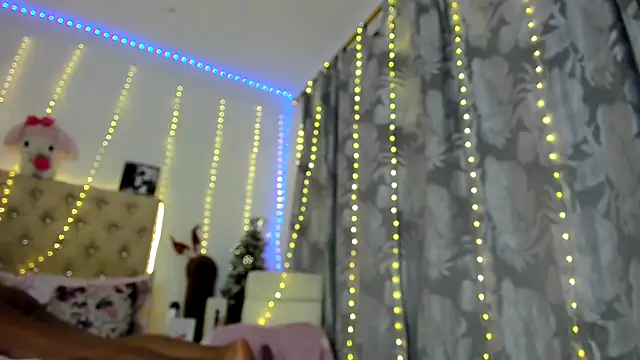 shantallhotxx online show from 12-15-25, 04:55