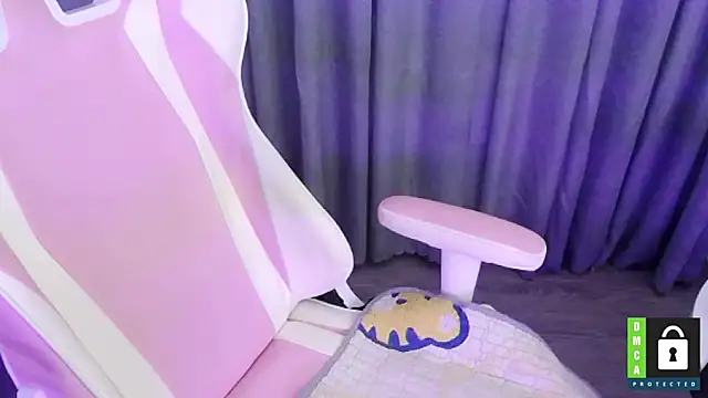 Snapshot of San___San chatting on 02-26-25, 12:49 San San online show from 02-26-25, 12:49