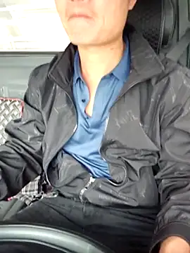 Vanilahirl online show from 11-19-25, 05:07