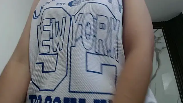 Lindsey8 online show from 04-14-26, 12:22