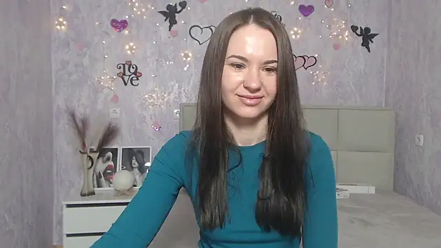 KaraCriegs online show from 03-09-25, 06:21