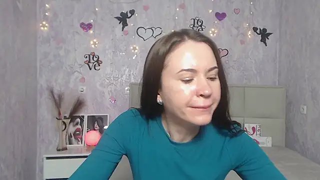 KaraCriegs online show from 03-09-25, 09:25