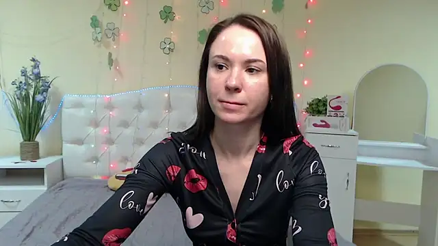 KaraCriegs online show from 03-16-25, 09:47