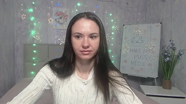 KaraCriegs online show from 09-30-25, 05:51