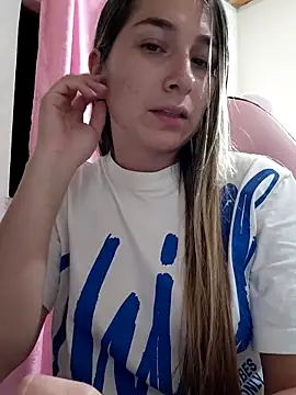 Iris love18 online show from 12-15-25, 12:15