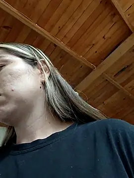 Iris love18 online show from 04-19-26, 03:11