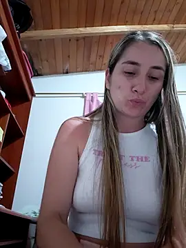 Iris love18 online show from 06-08-26, 02:01