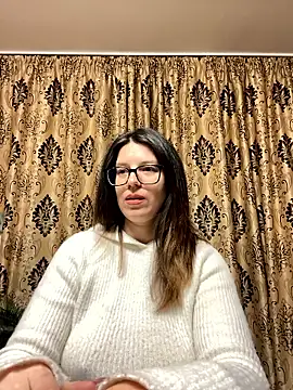 NadiraNoor online show from 04-09-26, 07:41