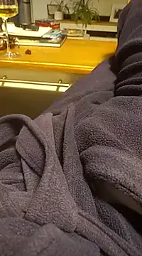 Snapshot of Fred_bo chatting on 02-15-25, 11:14 Fred bo online show from 02-15-25, 11:14