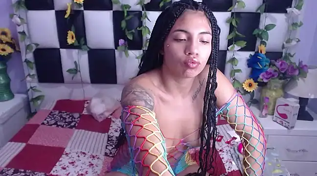 Snapshot of arianaa_tompsoon chatting on 12-27-24, 06:35 arianaa tompsoon online show from 12-27-24, 06:35