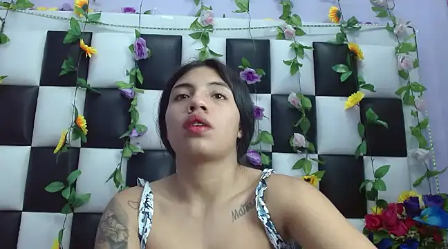 Snapshot of arianaa_tompsoon chatting on 01-28-25, 09:30 arianaa tompsoon online show from 01-28-25, 09:30
