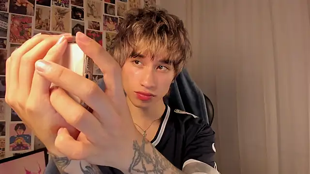 liamelf online show from 06-03-26, 07:44
