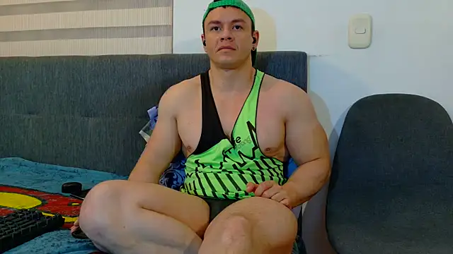Snapshot of MarksMuscle chatting on 04-30-26, 03:24 MarksMuscle online show from 04-30-26, 03:24