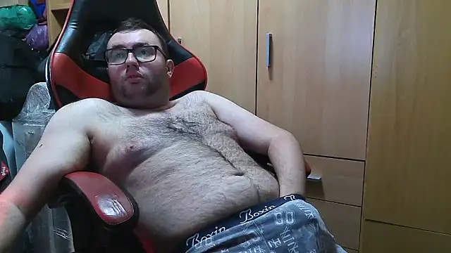 Javier bear online show from 04-25-26, 09:01