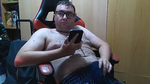 Javier bear online show from 07-21-26, 07:49