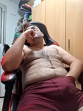 Javier bear online show from 07-22-26, 09:17