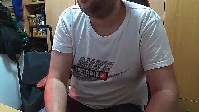 Javier bear online show from 07-28-26, 01:54
