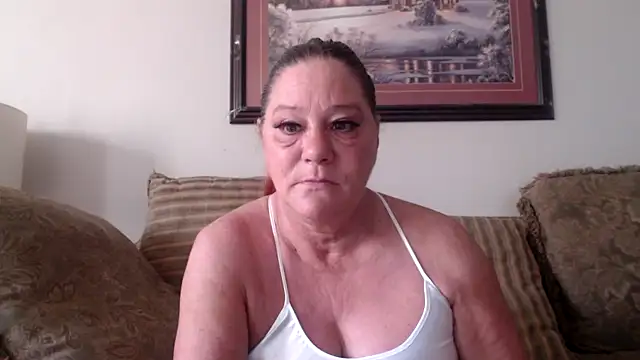 LexxiLeeds online show from 05-18-26, 11:05