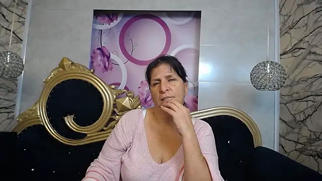 Snapshot of karito_mature17 chatting on 12-19-24, 07:29 karito mature17 online show from 12-19-24, 07:29