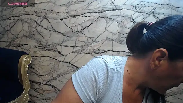 Snapshot of karito_mature17 chatting on 12-24-24, 11:17 karito mature17 online show from 12-24-24, 11:17