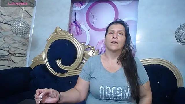 Snapshot of karito_mature17 chatting on 03-03-25, 07:06 karito mature17 online show from 03-03-25, 07:06