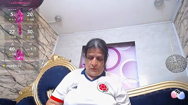 Snapshot of karito_mature17 chatting on 10-03-25, 11:18 karito mature17 online show from 10-03-25, 11:18