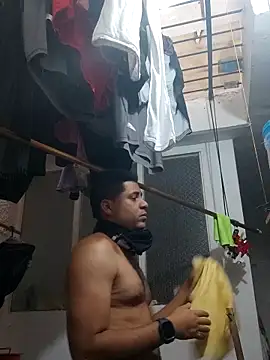 Snapshot of ElferXXX chatting on 01-15-26, 08:12 ElferXXX online show from 01-15-26, 08:12