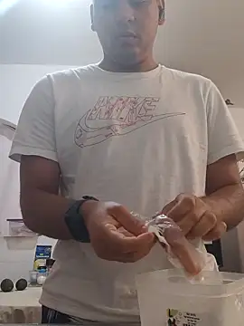 Snapshot of ElferXXX chatting on 01-16-26, 03:38 ElferXXX online show from 01-16-26, 03:38