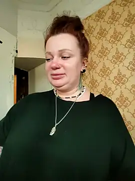 Snapshot of EllieOz chatting on 03-19-25, 01:40 EllieOz online show from 03-19-25, 01:40