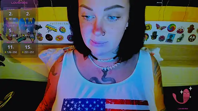 Snapshot of EllieOz chatting on 11-30-25, 03:49 EllieOz online show from 11-30-25, 03:49