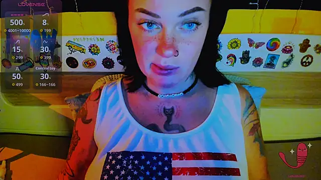 Snapshot of EllieOz chatting on 12-14-25, 02:55 EllieOz online show from 12-14-25, 02:55