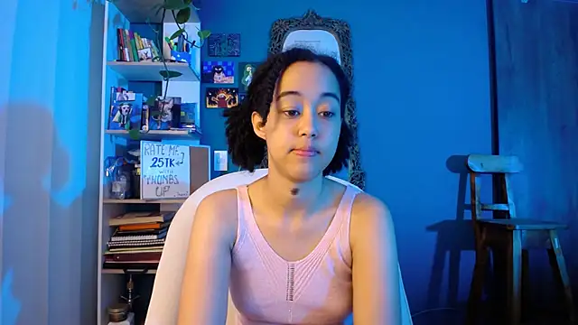 Snapshot of ela_0 chatting on 11-20-25, 10:59 ela 0 online show from 11-20-25, 10:59