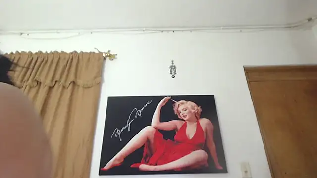 Snapshot of seleneh chatting on 12-24-24, 03:49 seleneh online show from 12-24-24, 03:49