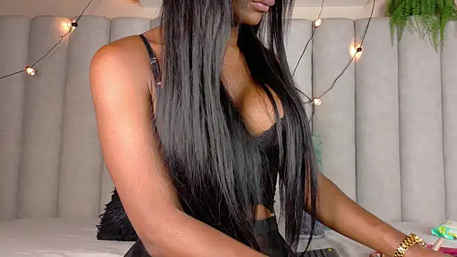 nahomi campbell online show from 08-03-26, 08:34
