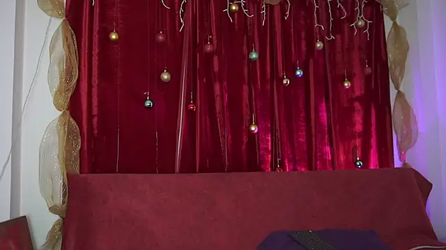 roselinedior online show from 12-22-25, 02:14