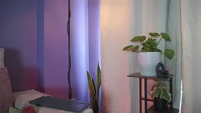 roselinedior online show from 07-13-26, 05:16