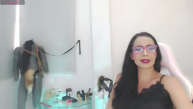 Snapshot of sasha_mom69_ chatting on 11-27-25, 03:47 sasha mom69 online show from 11-27-25, 03:47