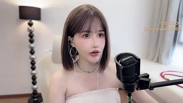 Snapshot of babykitty- chatting on 05-18-26, 06:30 babykitty- online show from 05-18-26, 06:30