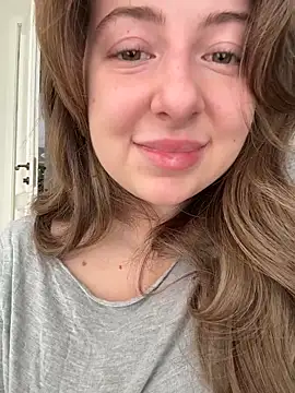 Snapshot of curvyflawless chatting on 03-06-26, 08:44 curvyflawless online show from 03-06-26, 08:44